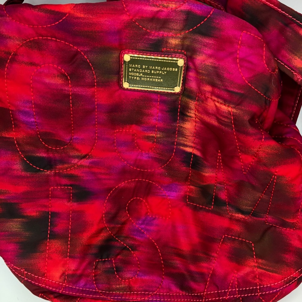 MARC BY MJ CLASSIC QUILTED NYLON SHOULDER BAG - Picture 3 of 10